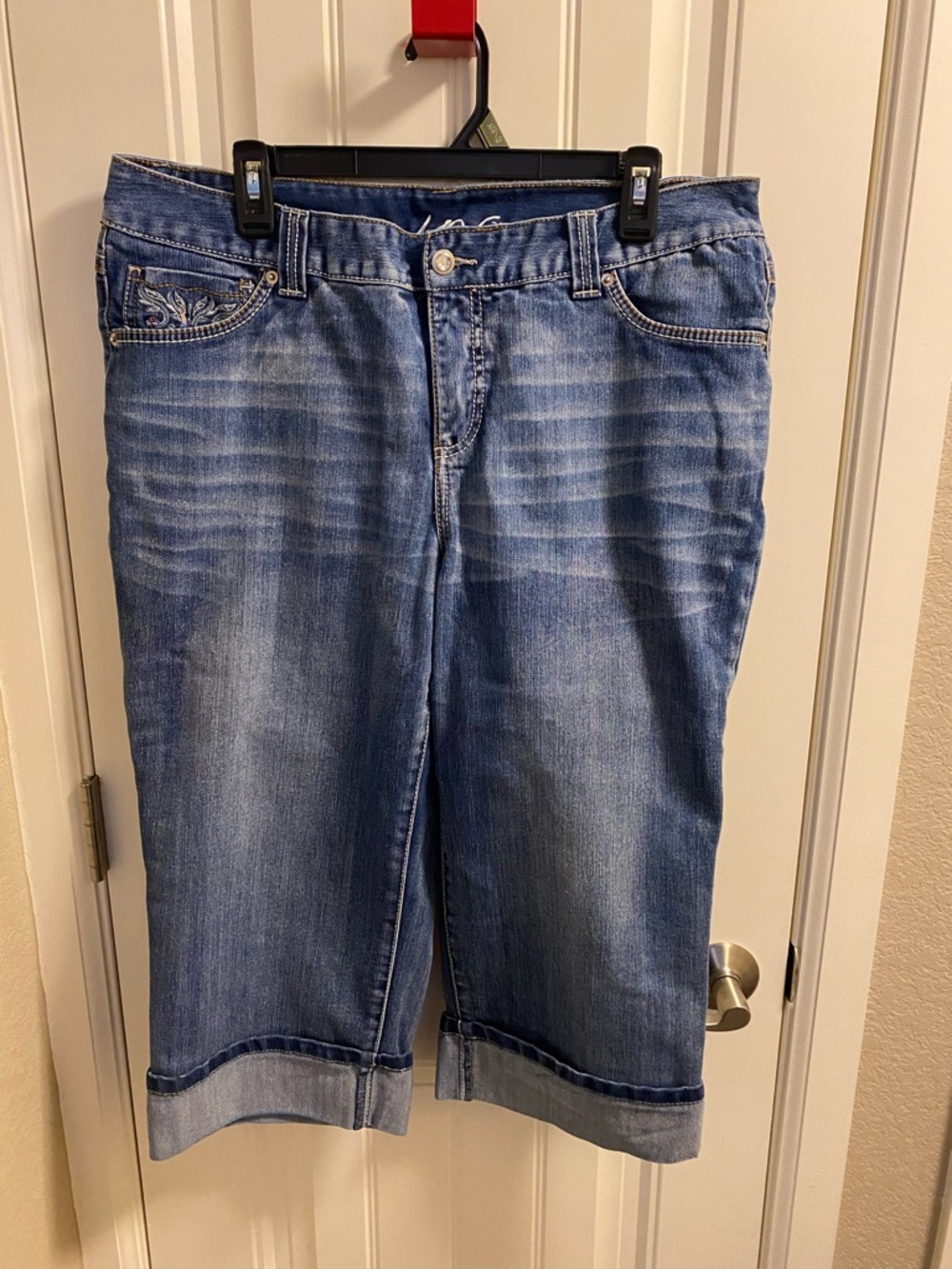 INC International Concepts 16W Jeans Capri Length Stretch Blue Denim Bling Pkts